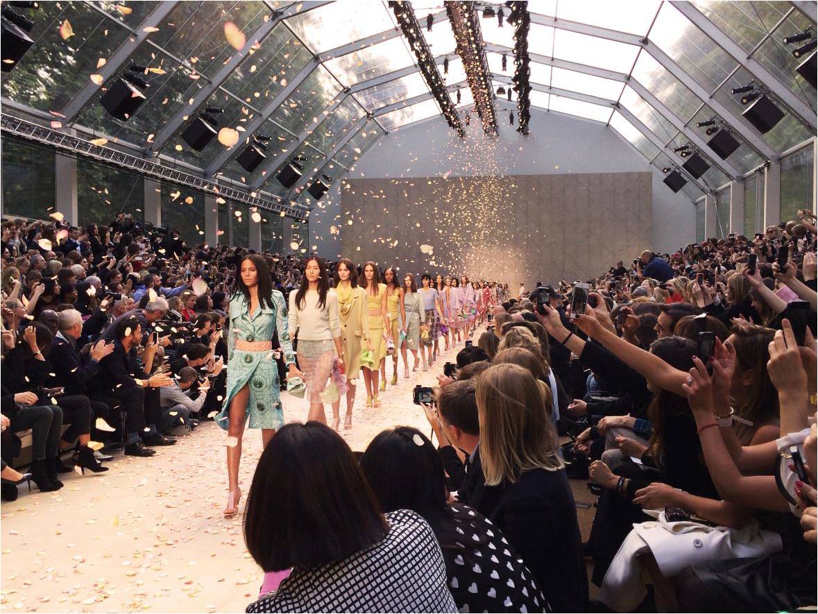 BURBERRY WOMENSWEAR SPRING/SUMMER 2014 COLLECTION