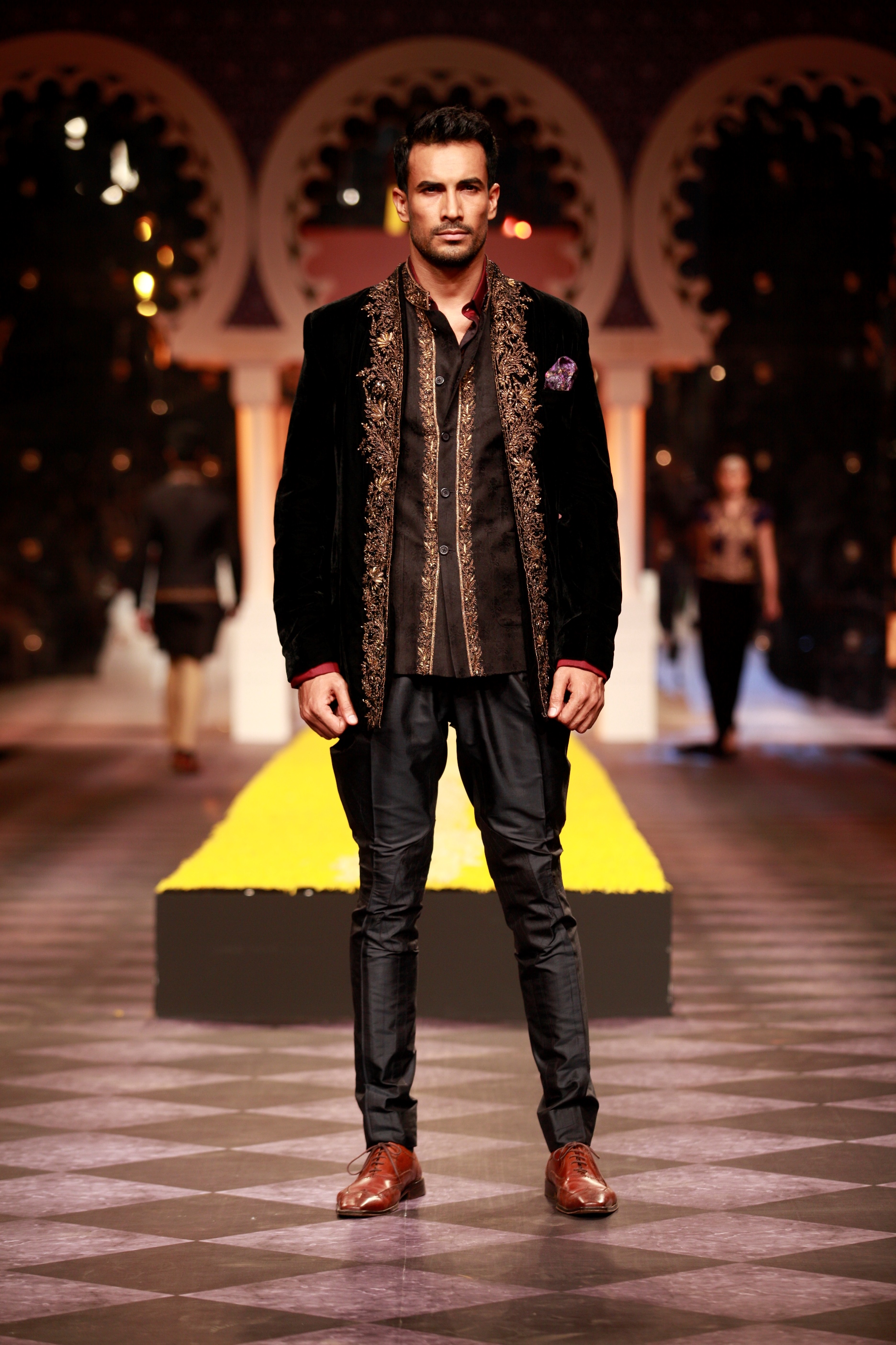 Seen at Aamby Valley India Bridal Fashion Week - Day 3- Model and actor Asif Azim in a Raghavendra Rathore creation (2)