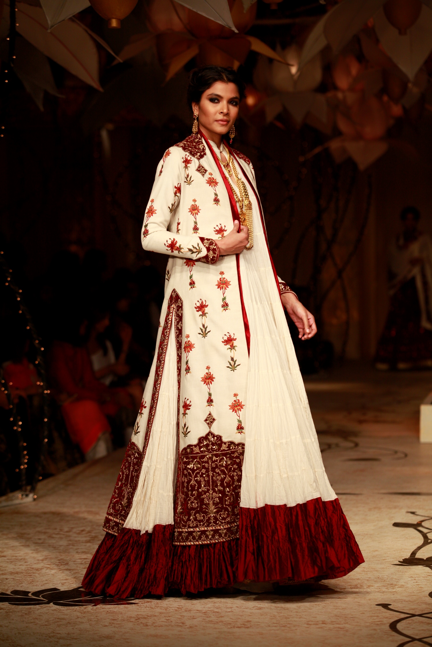 Seen at Aamby Valley India Bridal Fashion Week - Model walking for Rohit Bal (7)