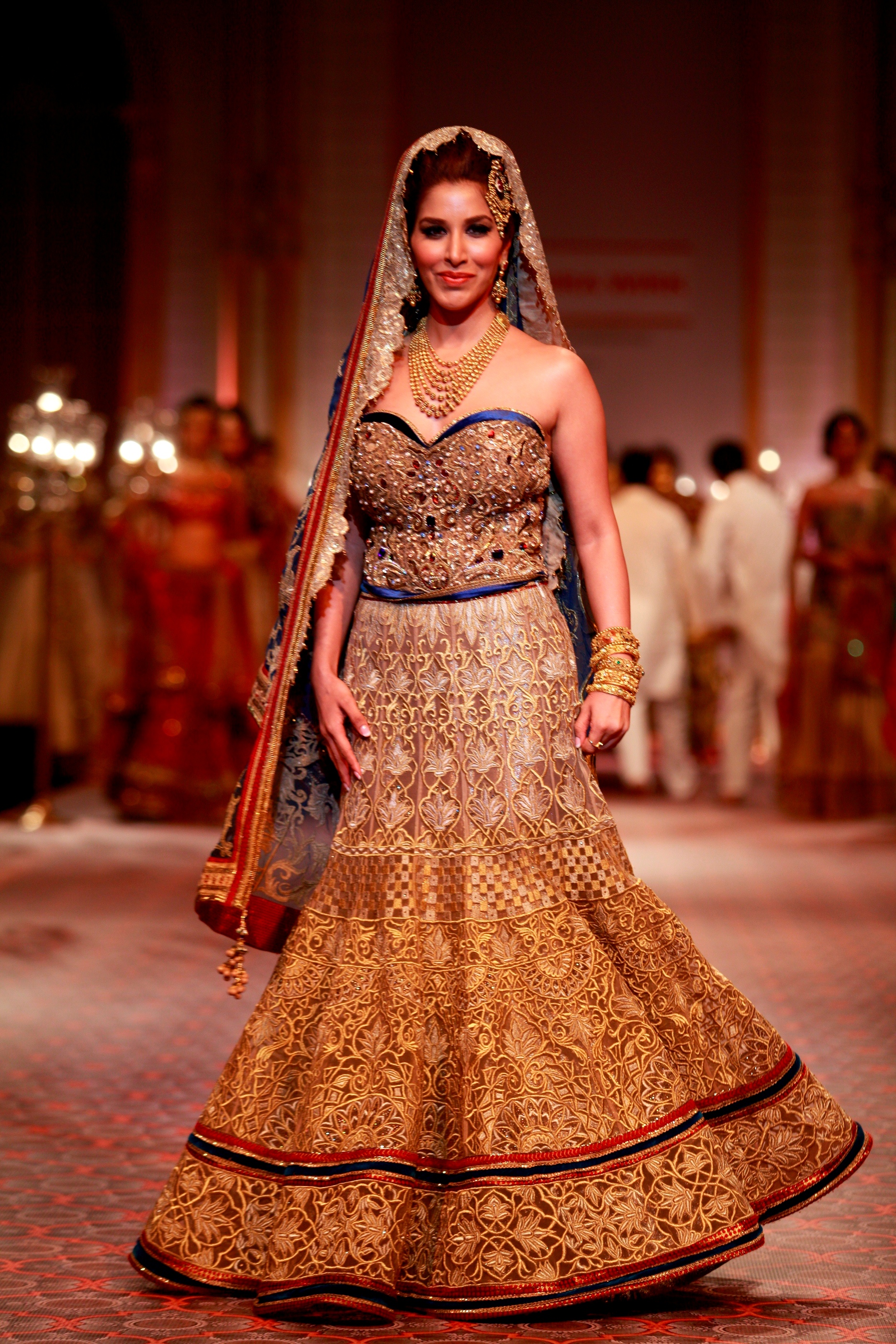 Sophie Chaudhary showstopper for Mandira Wirk 