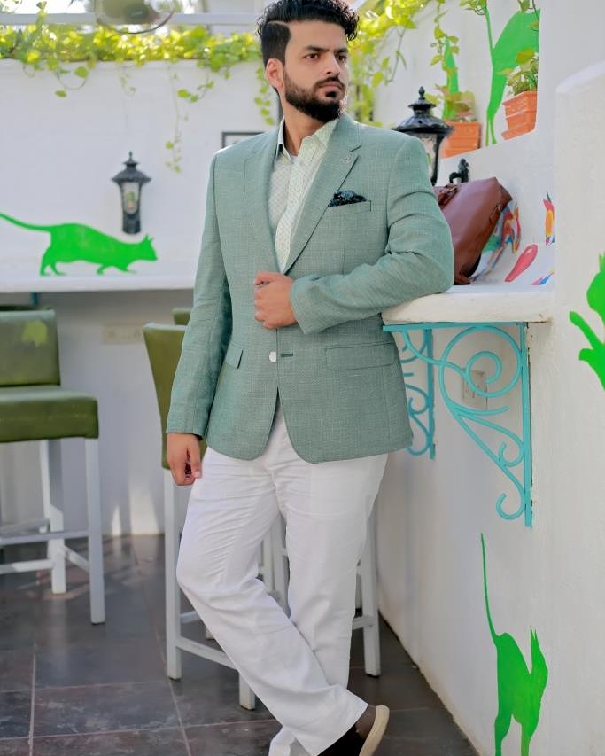 Fashionable Blazers for men: The Italian Style! Jeremy Cabral